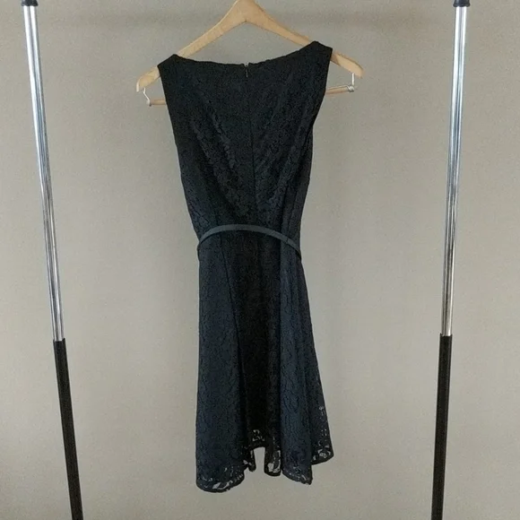 LC Lauren Conrad black lace dress with belt - Picture 5 of 7